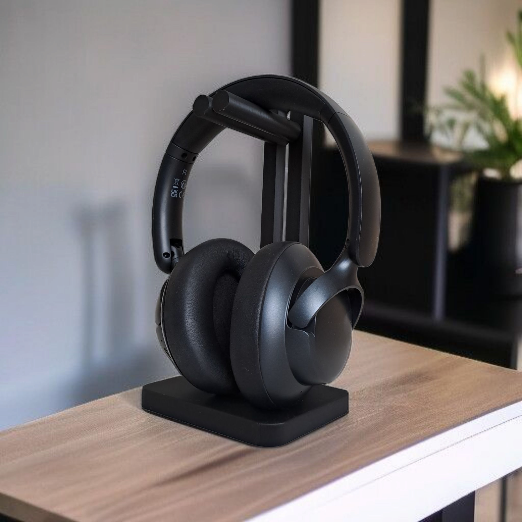 Minimalist Headphone Stand | Desk Headset Holder