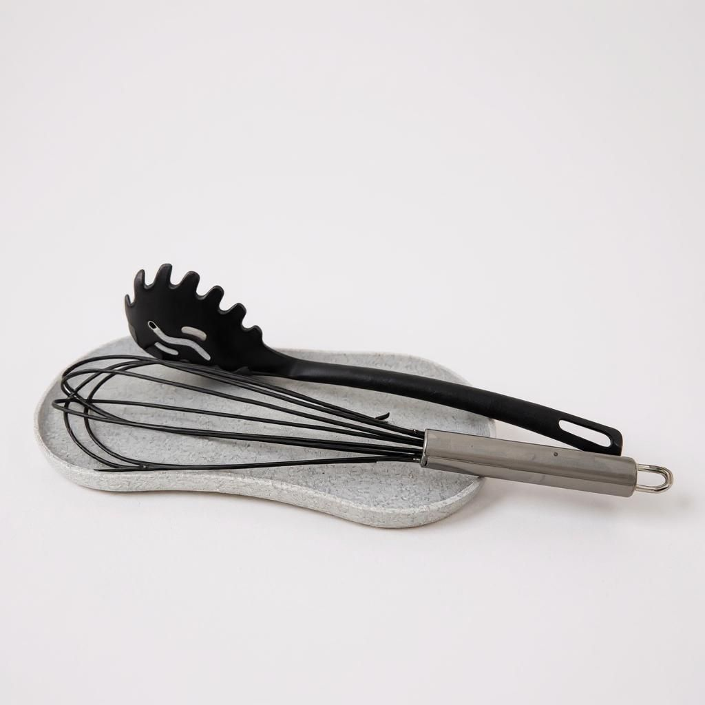 Modern Kitchen Utensil Rest