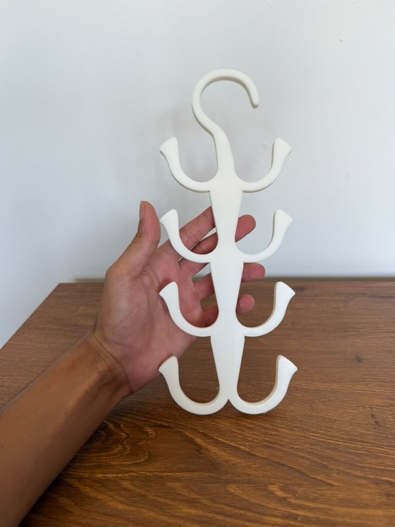Cactus Hat Organizer – Wall-Mounted Cap Hanger