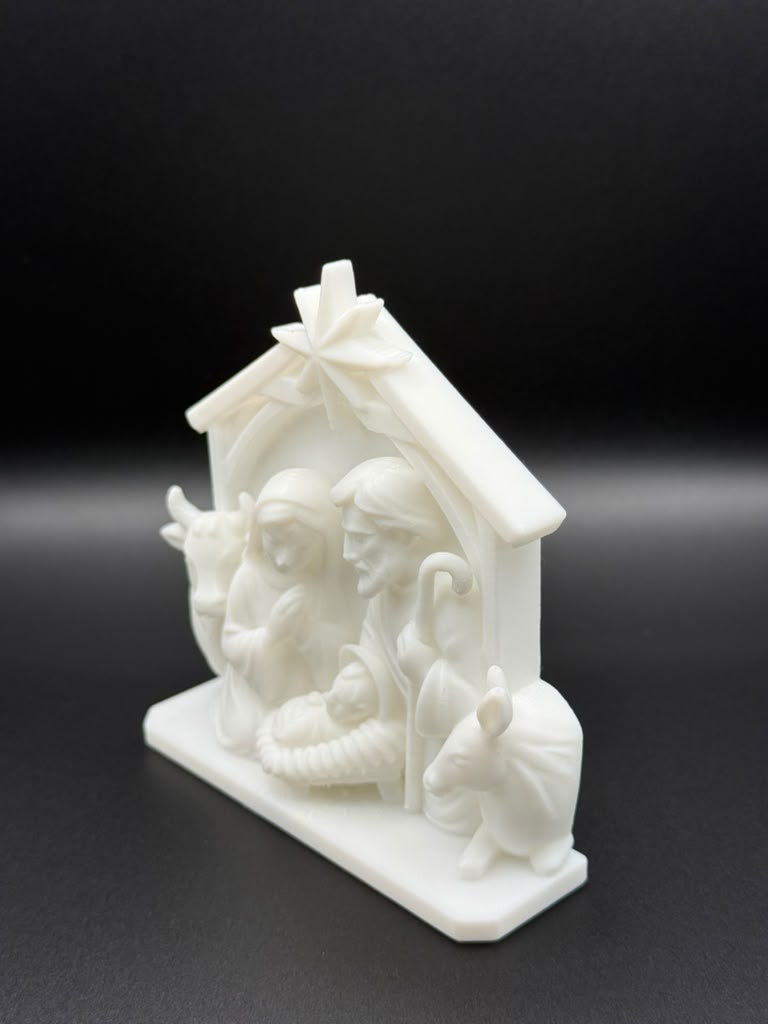 Christmas Nativity Scene – Holy Family & Animals